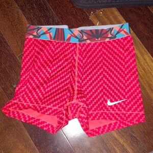 Nike pros adult medium multicolored shorts 3” inseam